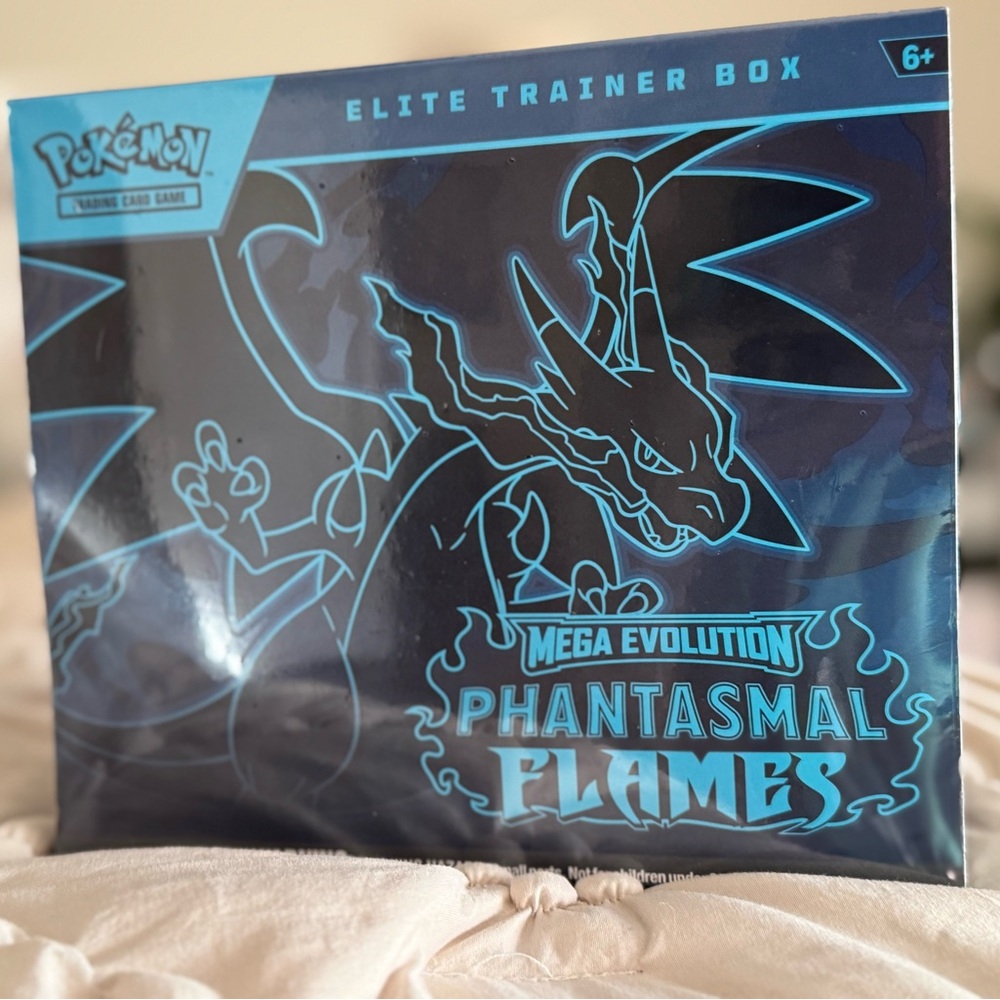 Phantasmal Flames- Pokemon ETB